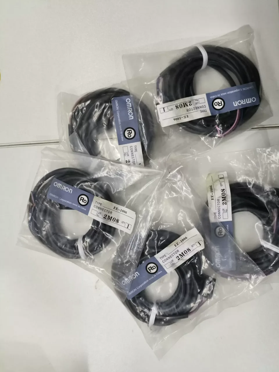 Omron EE-1006 Industrial Sensor product photo 1