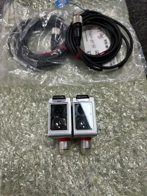 KEYENCE LR-W500C Industrial Sensor product photo 2
