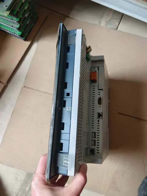 Schneider Electric XBTGK5330 Industrial Automation Component product photo 9