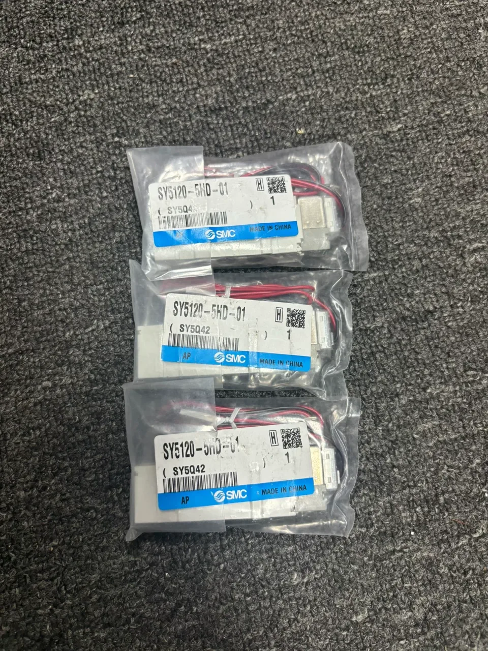 SMC SY5120-5HD-01 Industrial Automation Component product photo 1