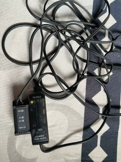 KEYENCE GV-21 + GV-H45L Industrial Sensor — product photo 7 of 13