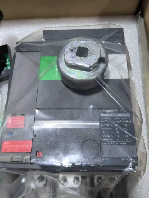 Schneider Electric NS800N Industrial Automation Component product photo 3