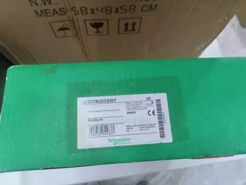 Schneider Electric / Modicon LMC078CECS20T Industrial Control Board product photo 2