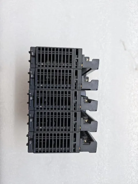 Mitsubishi Electric QY50 Industrial Automation Component — product photo 2 of 44