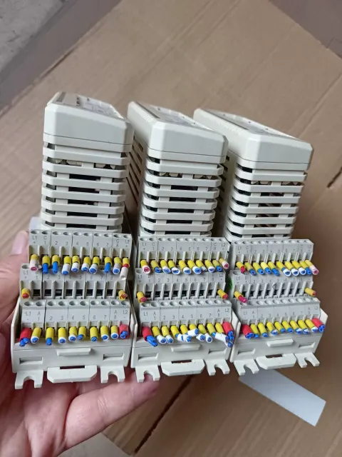 ABB AO810V2 / 3BSE038415R1 Industrial Automation Component product photo 3