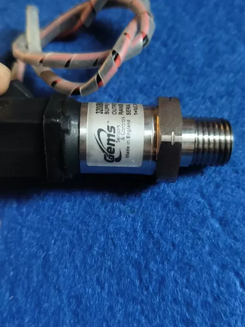 Gems Sensors & Controls 3200B0400S02BR00 Industrial Sensor product photo 2