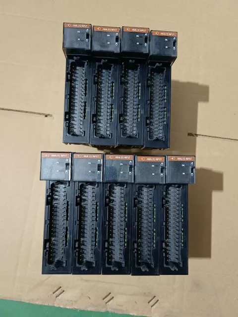Allen-Bradley 1756-IF8 Industrial Control Board — product photo 6 of 13