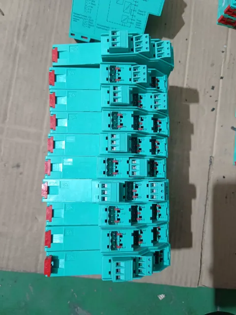 Pepperl+Fuchs KFD2-STC4-Ex1.2O Industrial Automation Component — product photo 12 of 16