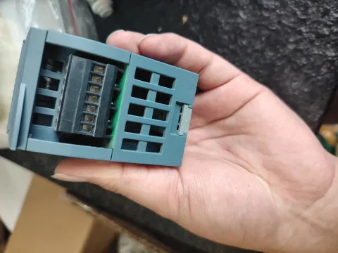 Siemens 6ES7232-4HB32-0XB0 Industrial Automation Component — product photo 4 of 18