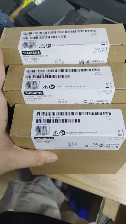 Siemens 6ES7 511-1AK02-0AB0 PLC Module — product photo 14 of 32
