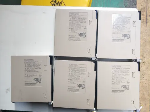 Yaskawa SGD7S-R90A00A002 Motor & Drive Component — product photo 8 of 8