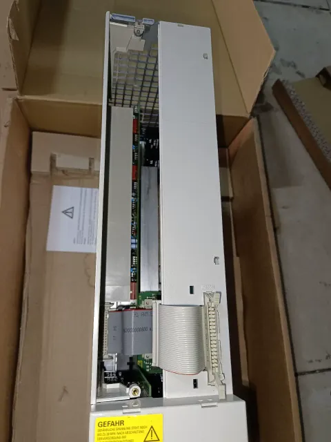 Siemens 6SN1123-1AB00-0CA1 Motor & Drive Component product photo 7