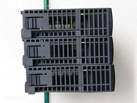 Mitsubishi Electric QX48Y57 PLC Module — product photo 6 of 12