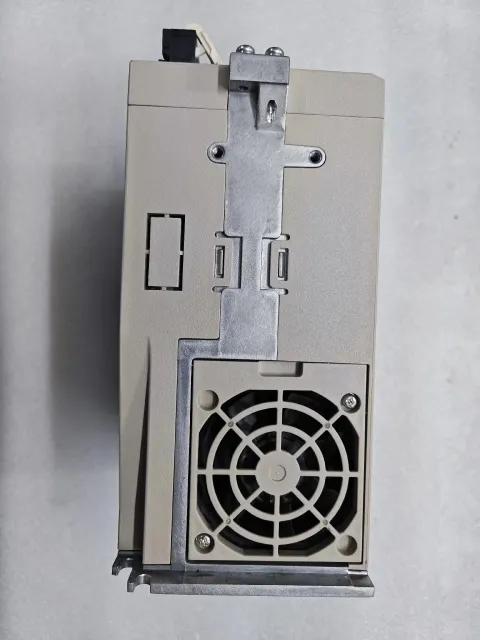 White Label SGD7S-120A00A202 Motor & Drive Component product photo 3