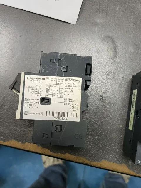 Schneider Electric GV2-ME20C Industrial Automation Component product photo 2