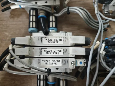 Festo VUVG-B10-B52-ZT-F-1P3 Industrial Automation Component product photo 3