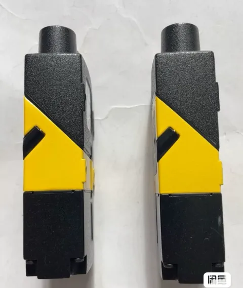 Cognex DM262X / 825-11180-1R A Industrial Automation Component — product photo 10 of 10