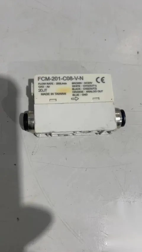 CHELIC FCM-201-C08-V-N Industrial Sensor product photo 1