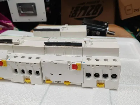 Schneider Electric iC65N 4P C32A + Vigi iC65 ELE 30mA Industrial Automation Component product photo 4