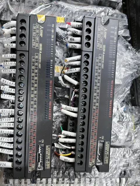 Mitsubishi Electric AJ65SBTB1-32DT Industrial Automation Component — product photo 20 of 37