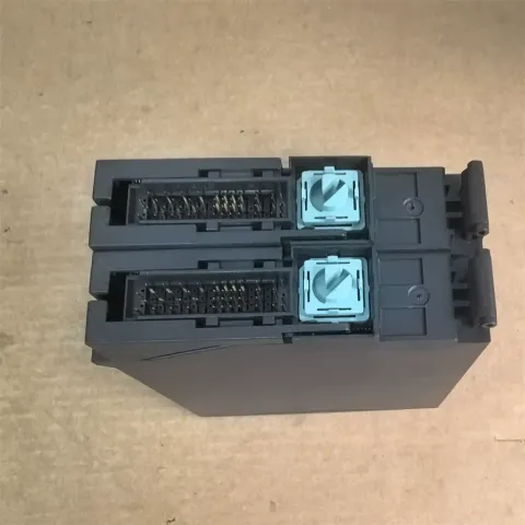 Siemens 6ES7 131-7RF00-0AB0 Industrial Automation Component product photo 3