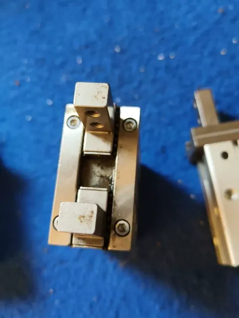 SMC MHZ2-20D Industrial Automation Component — product photo 8 of 8