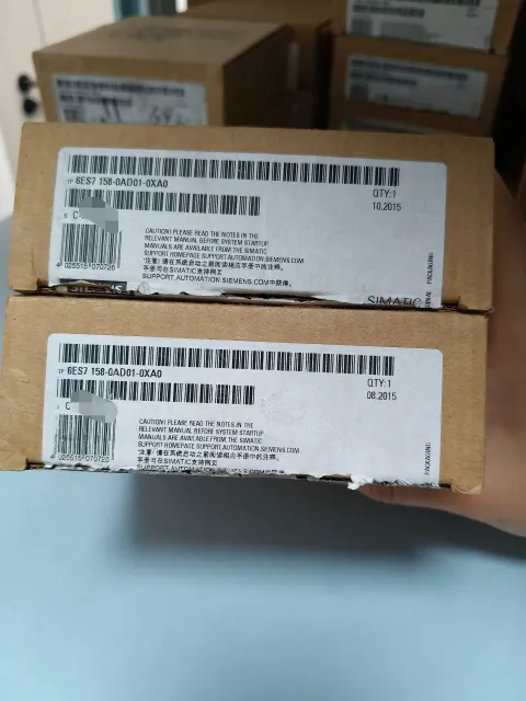 Siemens 6ES7158-0AD01-0XA0 I/O Module — product photo 3 of 7
