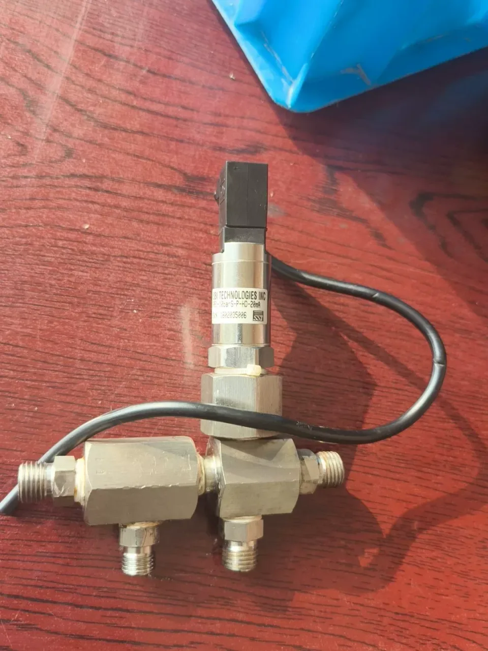 SSI Technologies PS1-10bars-P-HD-20mA Industrial Sensor product photo 1