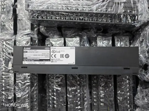 Mitsubishi Electric AJ65SBTB1-32D I/O Module — product photo 13 of 50