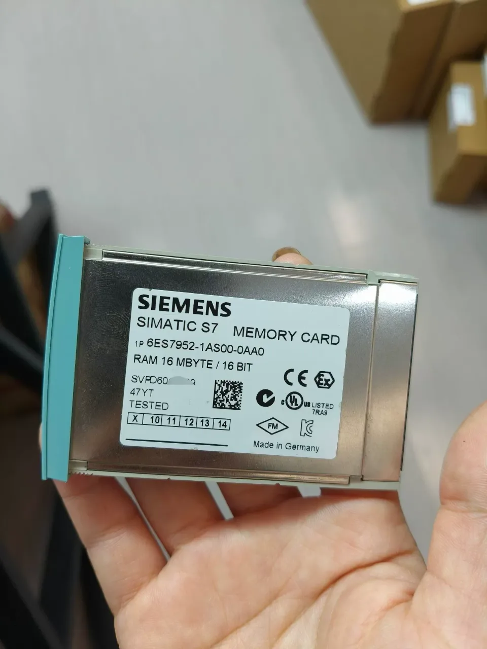 Siemens 6ES7952-1AS00-0AA0 Industrial Automation Component product photo 1