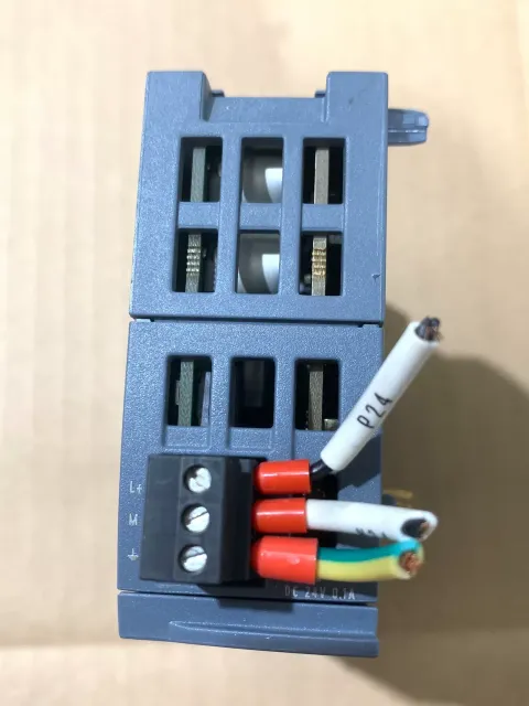 Siemens 6GK7243-5DX30-0XE0 Industrial Automation Component — product photo 11 of 13