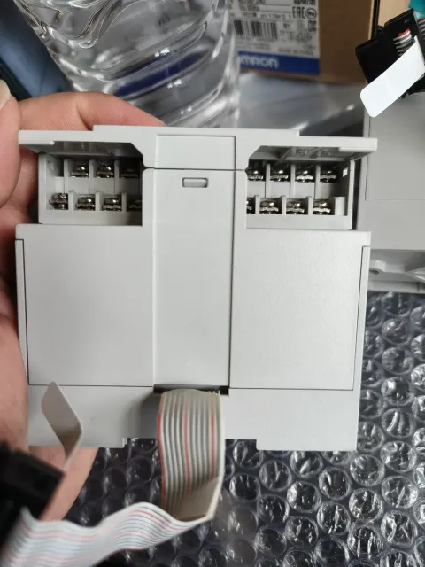 Mitsubishi Electric FX5-16EYR/ES Industrial Relay — product photo 17 of 17