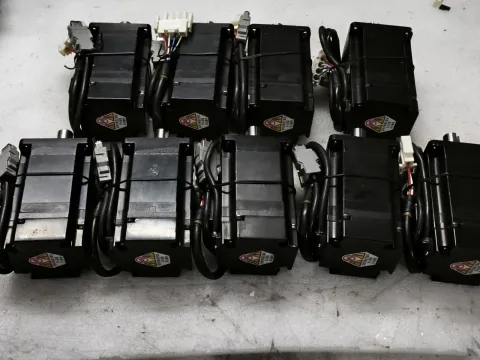White Label SGMJV-04ADE6S Motor & Drive Component product photo 6
