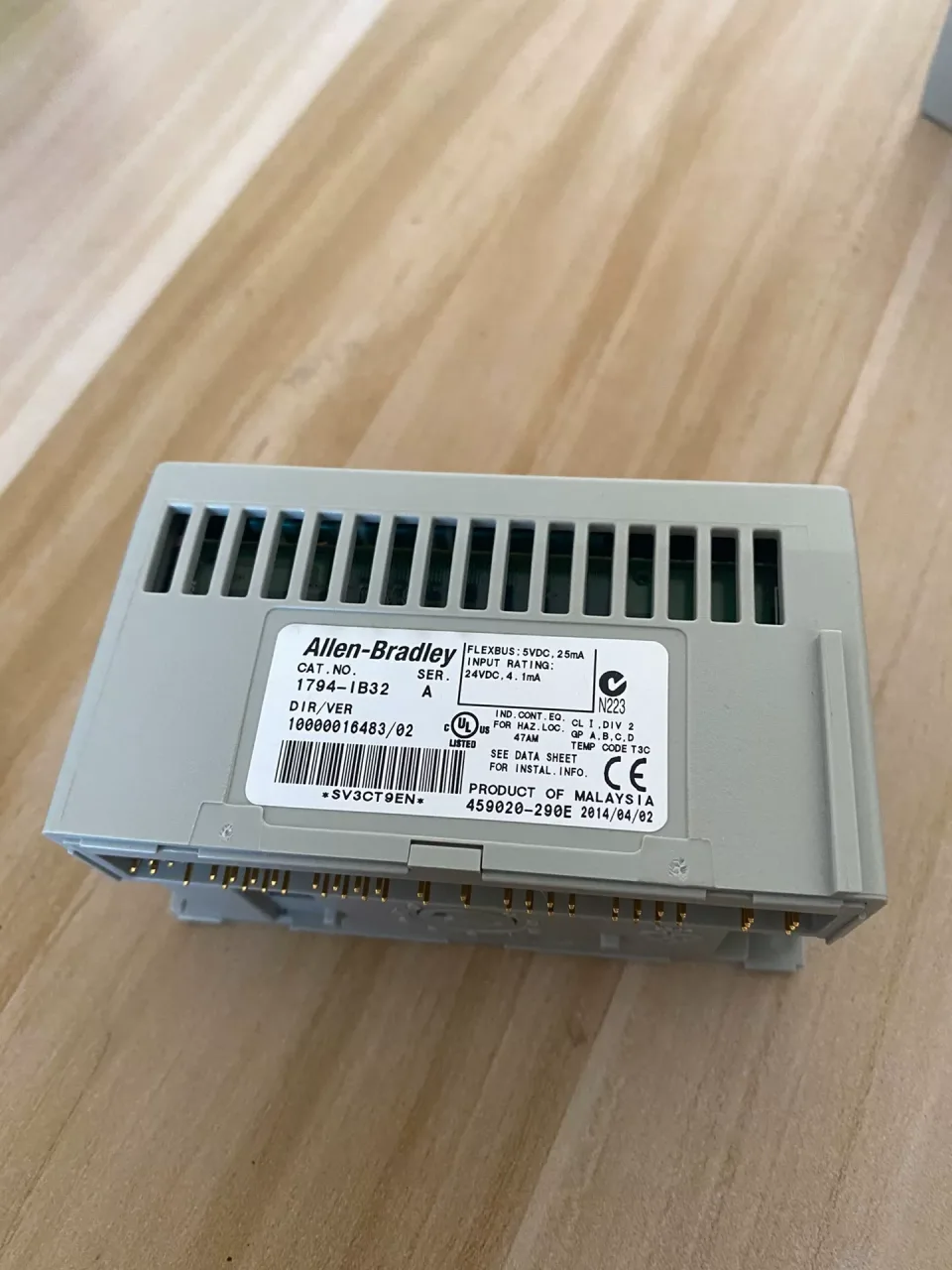 Allen-Bradley 1794-IB32 I/O Module product photo 1