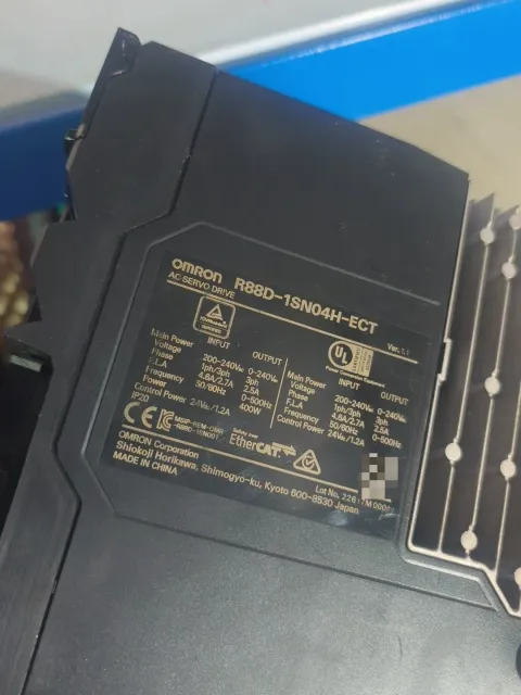 OMRON R88D-1SN04H-ECT Motor & Drive Component product photo 2