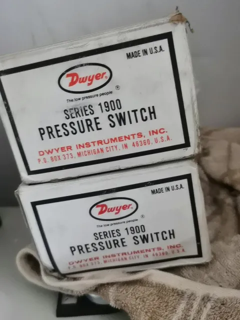 Dwyer 1910-5 Industrial Sensor product photo 5