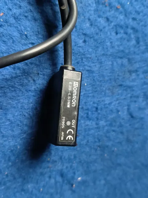 OMRON E3S-LS3NW Industrial Sensor product photo 2