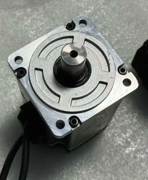 HCFA SV-X1MH075A-N2LA Motor & Drive Component product photo 3