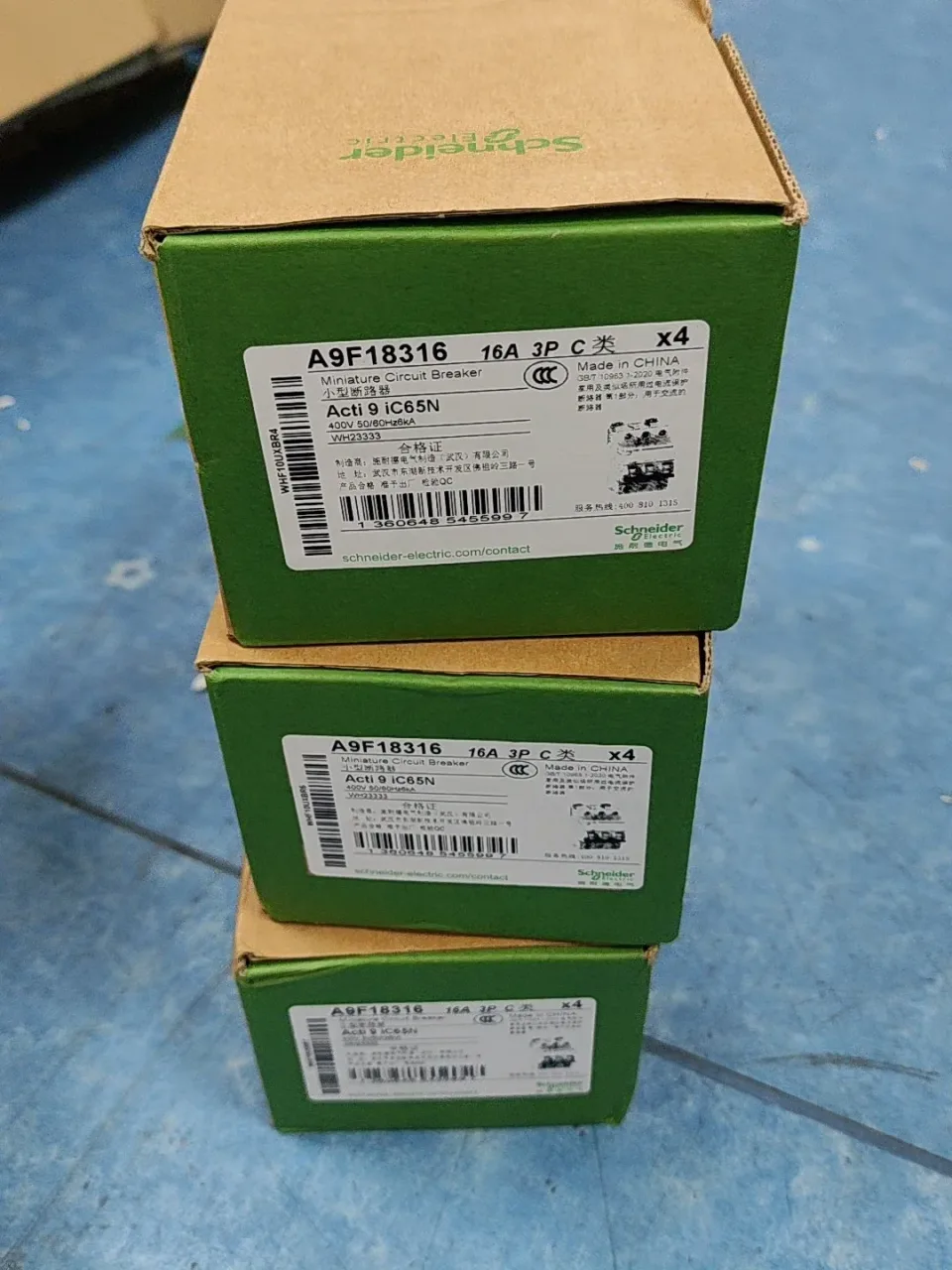 Schneider Electric A9F18316 Industrial Automation Component — product photo 1 of 2