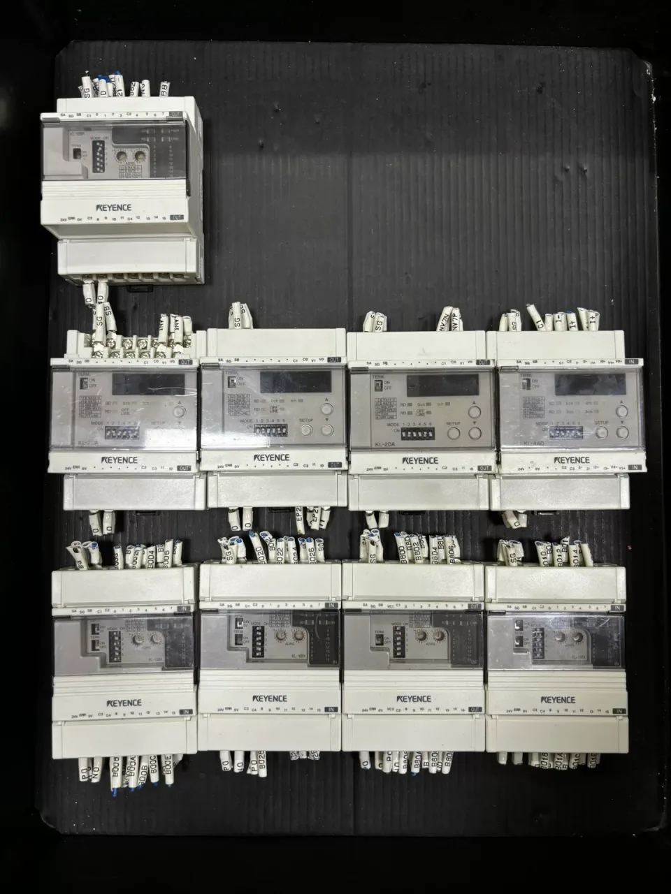 KEYENCE KL-16BX; KL-2DA; KL-4AD; KL-16BR; KL-16BT PLC Module product photo 1