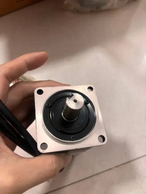 Yaskawa SGME-04AF14 Motor & Drive Component product photo 3