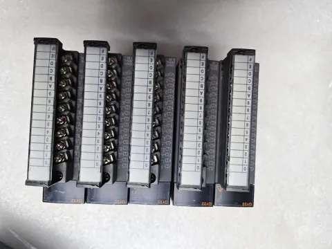 Mitsubishi Electric QY22 Industrial Relay — product photo 20 of 22