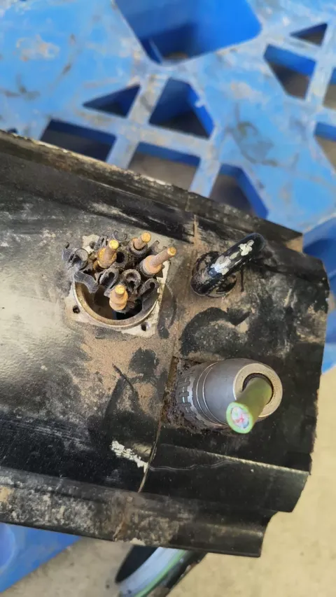 Schneider Electric BMH2052P11A1A Motor & Drive Component product photo 8