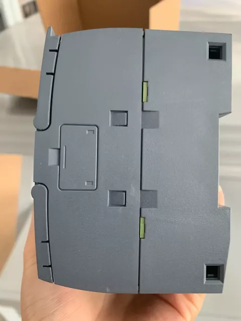 Siemens 6ES7215-1AG40-0XB0 Industrial Automation Component — product photo 10 of 28