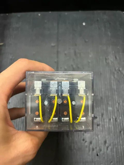 OMRON MM4XKP 100/110VDC Industrial Relay product photo 7