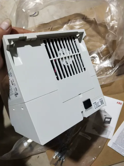 ABB ACS380-040S-17A0-4 Motor & Drive Component product photo 5
