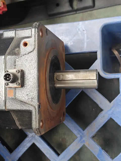 FANUC A06B-2268-B805 Motor & Drive Component product photo 3