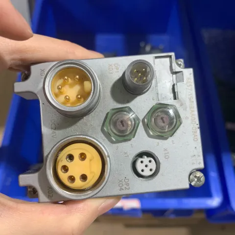 Siemens 6ES7194-3AA00-0BA0 Industrial Automation Component product photo 2