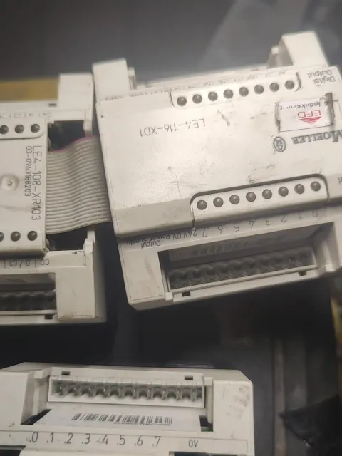 Moeller / 金钟穆勒 EM4-201-DX2 PLC Module product photo 3