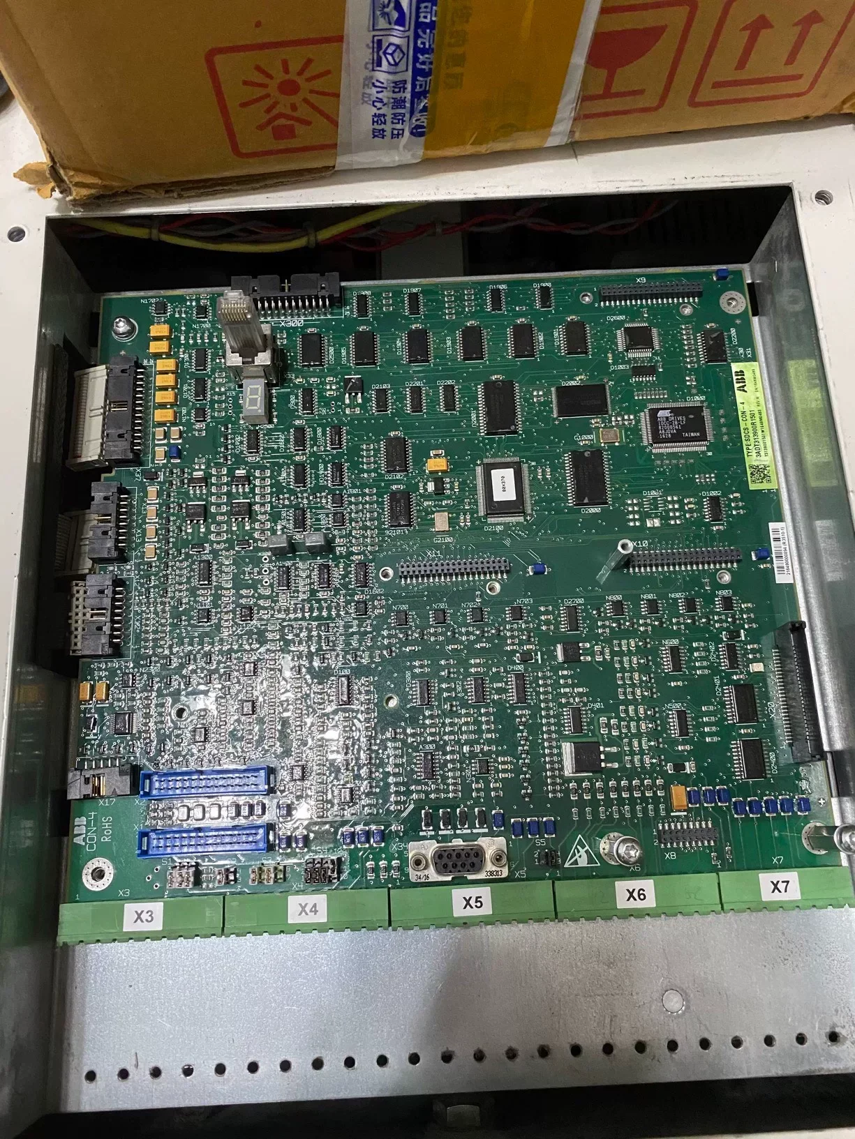 ABB SDCS-CON-4 / 3ADT313900R1501 Motor & Drive Component — product photo 1 of 6